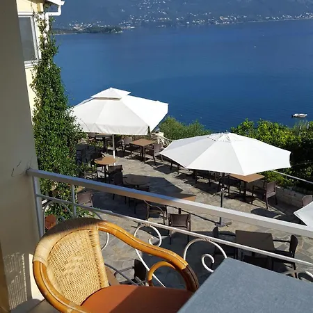 Dimitra K Casa de hóspedes Kommeno (Corfu)