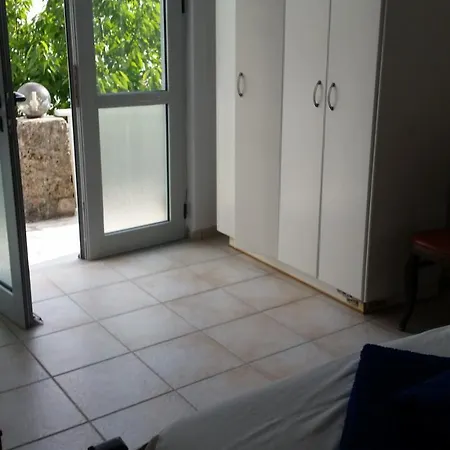 Dimitra K Casa de hóspedes Kommeno (Corfu)